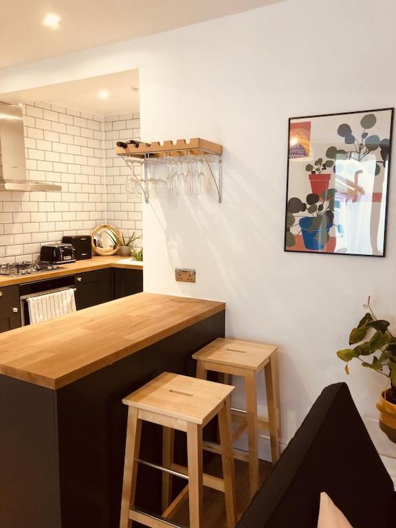 Central Brighton Flat, 3 Bedrooms, Sleeps 6, Close To Shops And Beach Екстер'єр фото